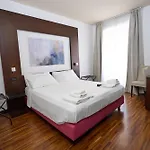 Gemini Rooms